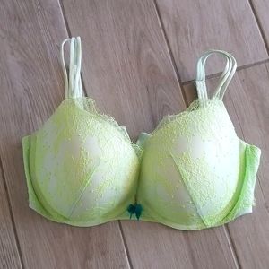 Green Very Sexy Bra